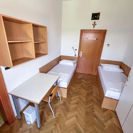 Hostel Sveta Ana *