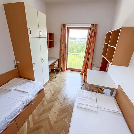 Hostel Sveta Ana Koper