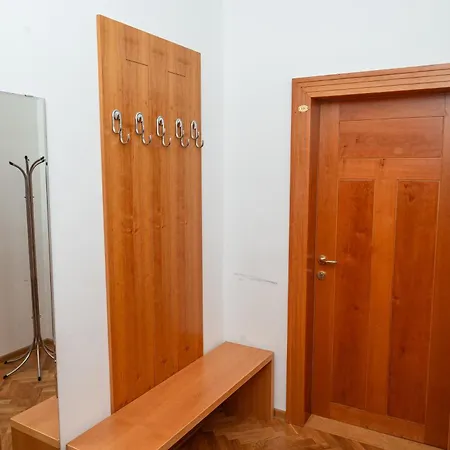 Hostel Sveta Ana Koper