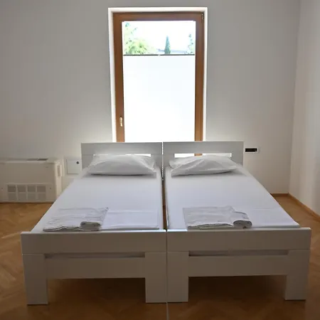 Hostel Sveta Ana