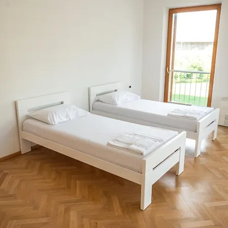 Sveta Ana Hostel Koper