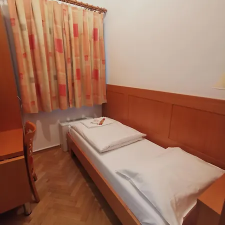 Sveta Ana 旅馆 科佩尔