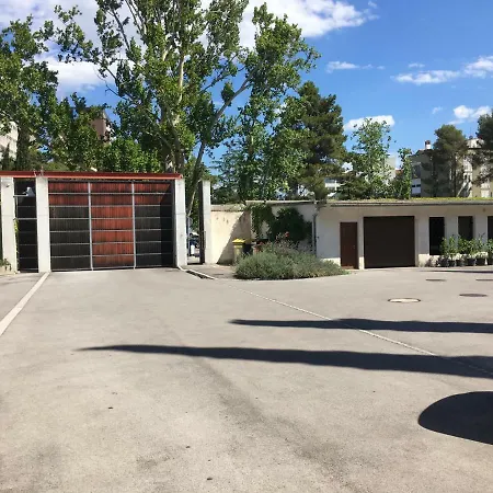 Sveta Ana אכסניה *