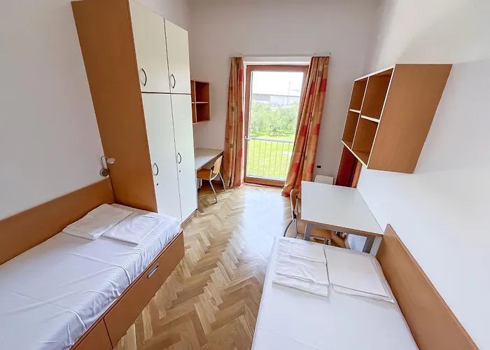 Hostel Sveta Ana Koper