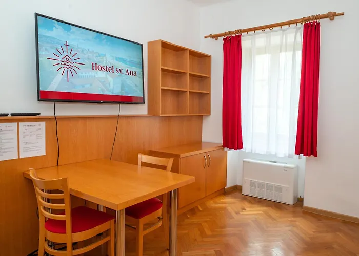 Hostel Sveta Ana *