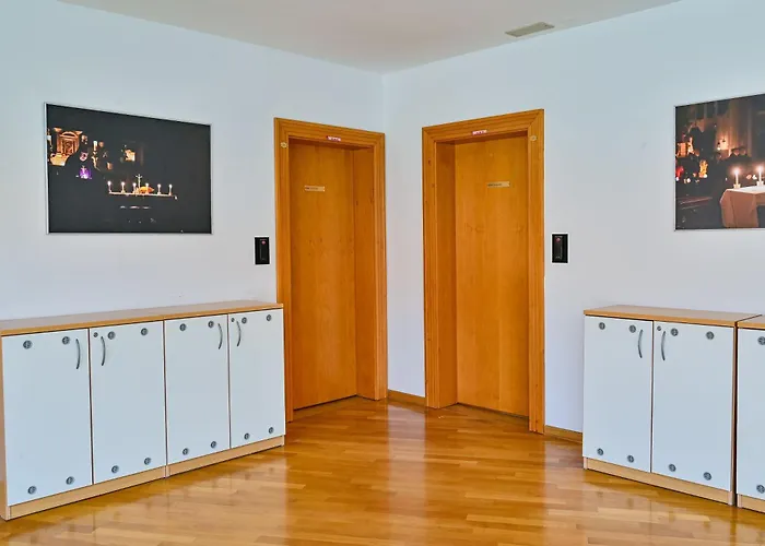 Sveta Ana Hostel Koper