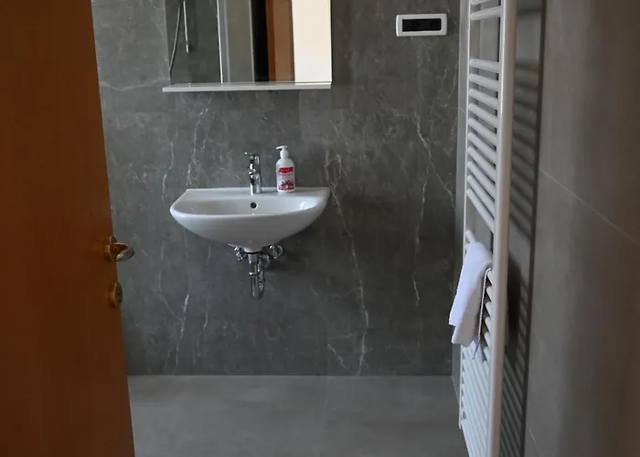 Sveta Ana Κόπερ